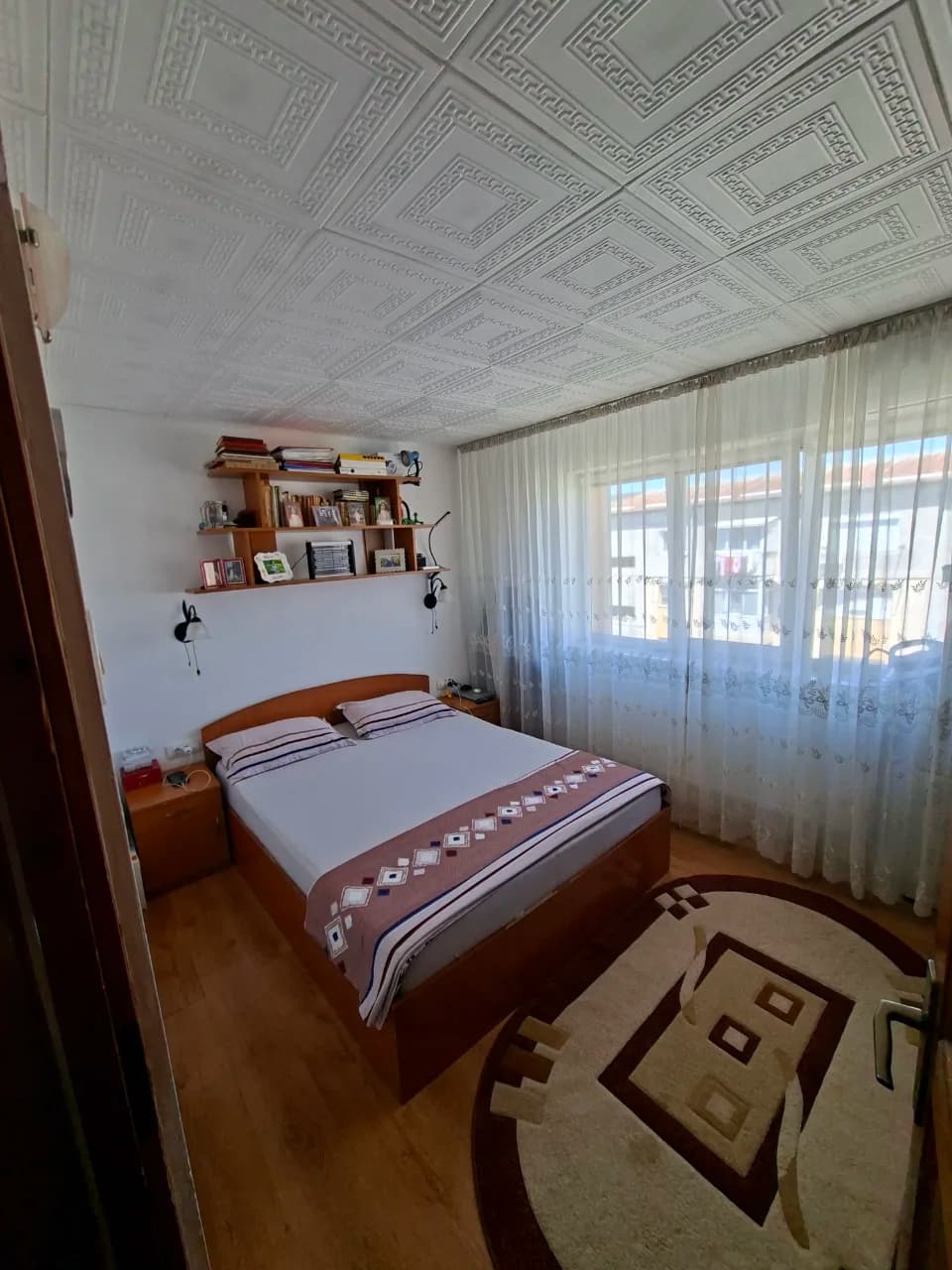 Apartament 2 camere  semidecomandat confort 1, 52 mp, etaj 4, centrală, proprietar – fotografia 3 din 8