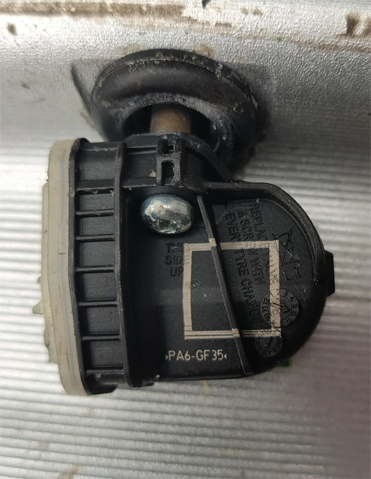 Jante aliaj 16 zoll marca Tomason, gama Ford, Volvo, Peugeot, Citroen, Renault – fotografia 5 din 7
