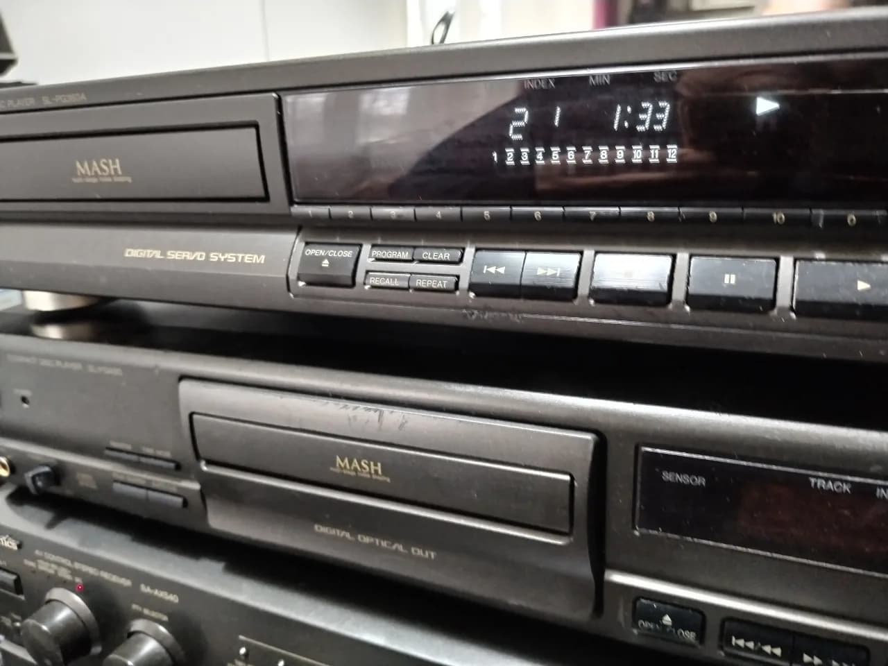 CD player Technics sl-pg360 – fotografia 2 din 7