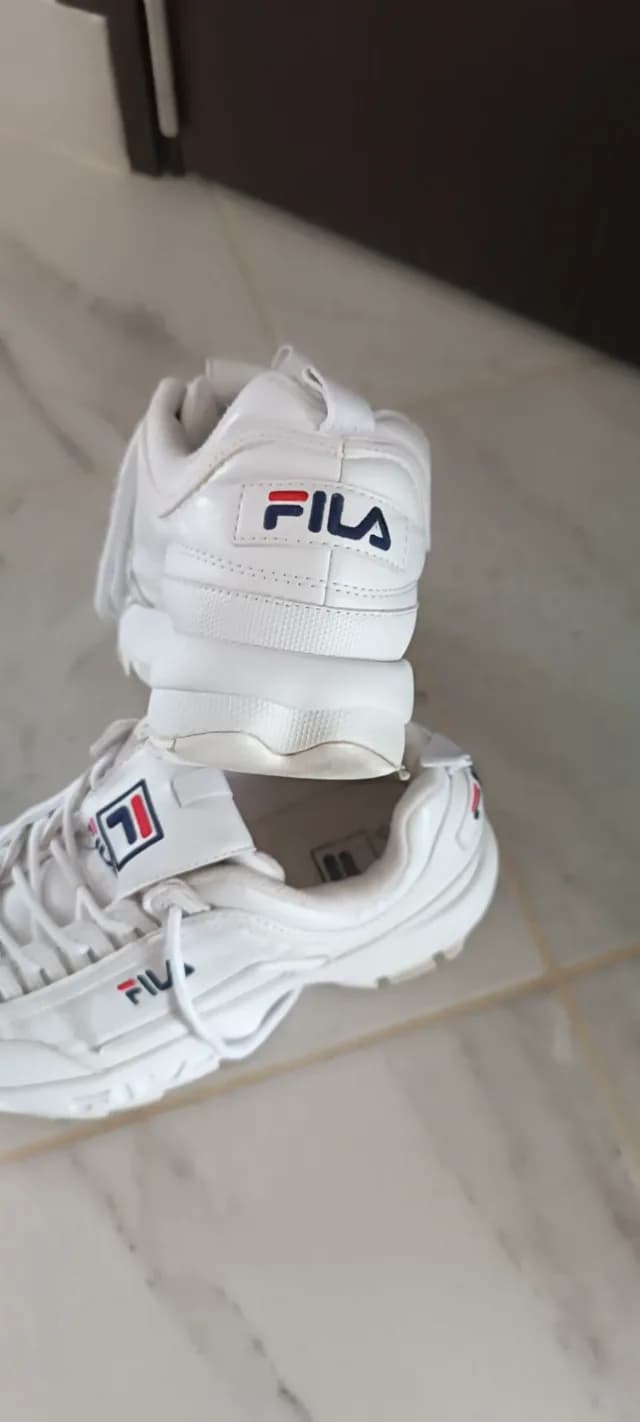 Adidași Fila ...