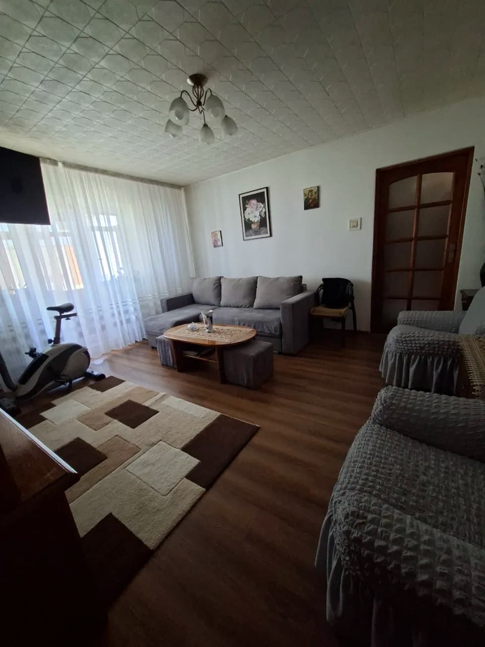 Apartament 2 camere  semidecomandat confort 1, 52 mp, etaj 4, centrală, proprietar – Craiova, Dolj – Apartamente de vânzare