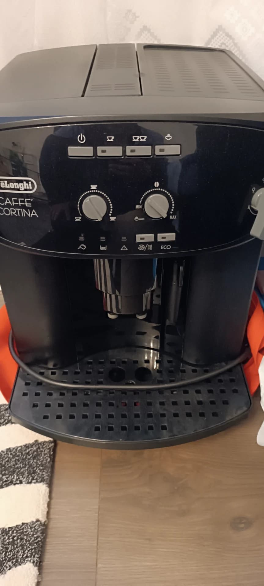 Expresor de cafea marca DeLonghi – fotografia 2 din 4