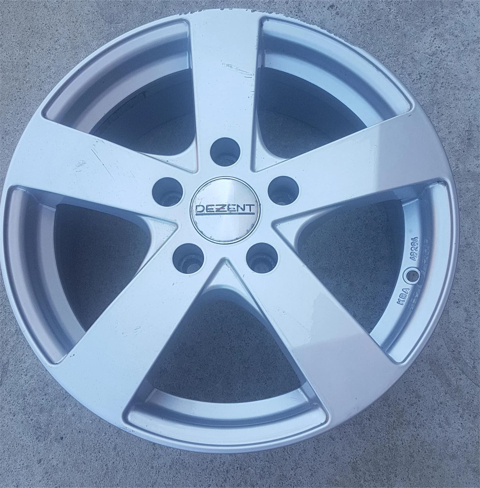Jante aliaj 16 zoll marca Dezent, gama BMW – fotografia 3 din 7