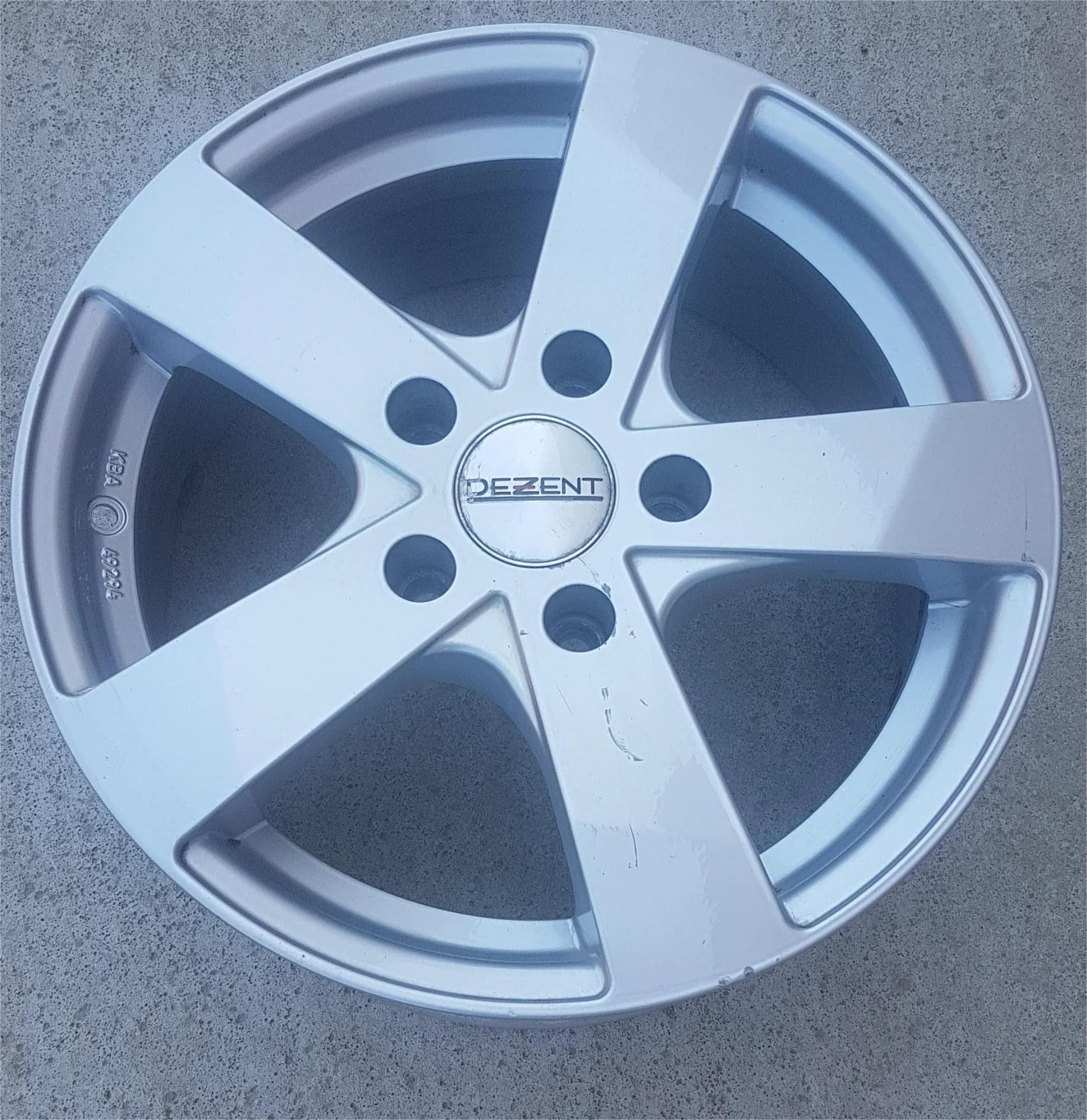 Jante aliaj 16 zoll marca Dezent, gama BMW – fotografia 2 din 7