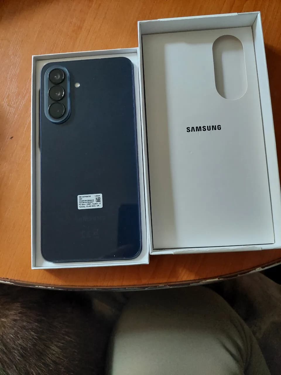 Vând samsung galaxy A57 5G – fotografia 5 din 5