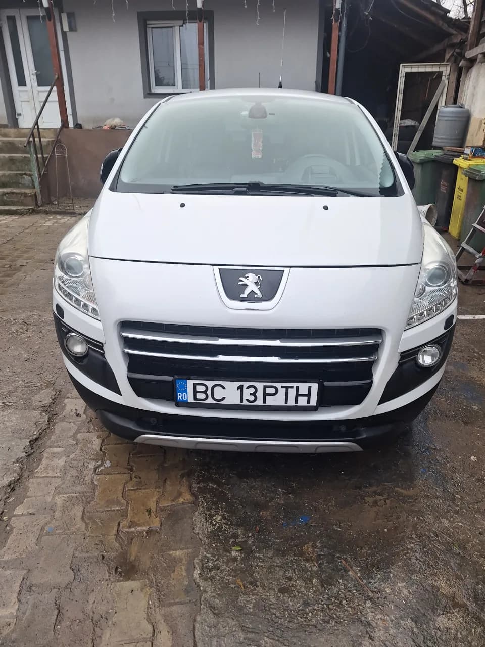 vând peugeot 3008 2013 hybrid – Faraoani, Bacău – Gadgeturi