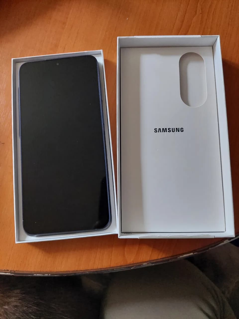 Vând samsung galaxy A57 5G – fotografia 3 din 5