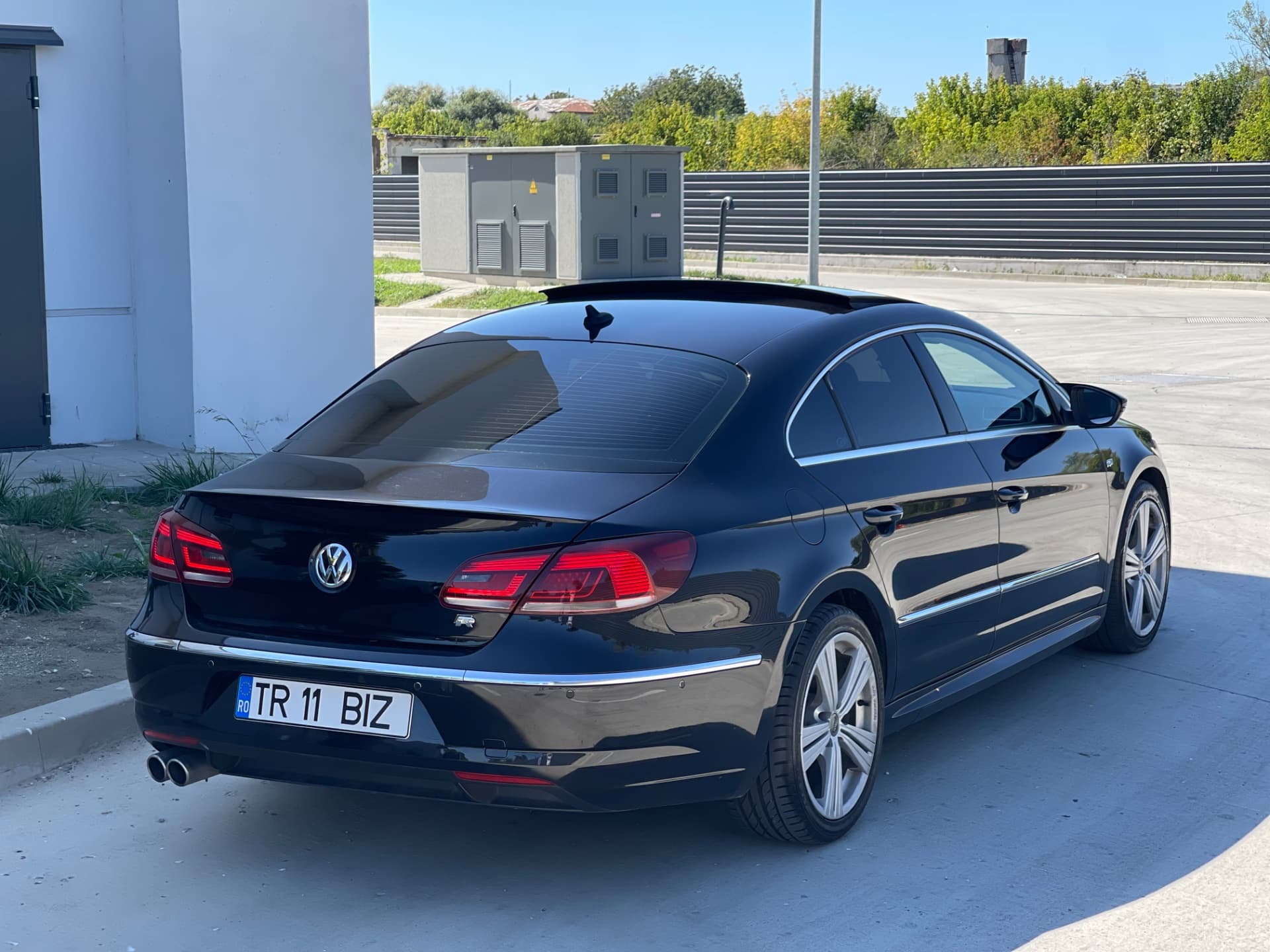 Vând/Schimb cu SUV Volkswagen CC 2012 – 2.0 TDI (140 CP) – Automată DSG 6+1 – Euro 5 – Proprietar – fotografia 7 din 8