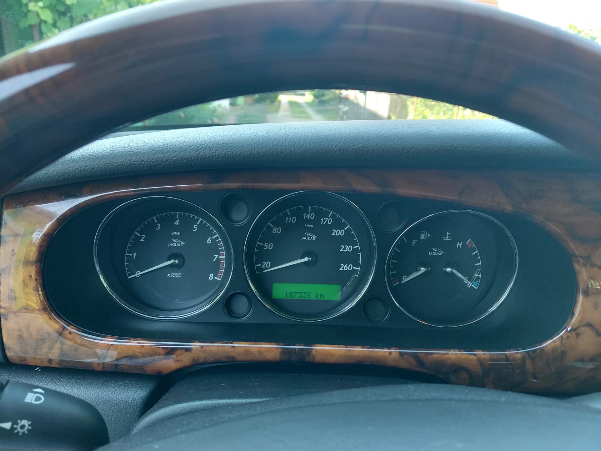 Jaguar XJ6 Sport – fotografia 3 din 8