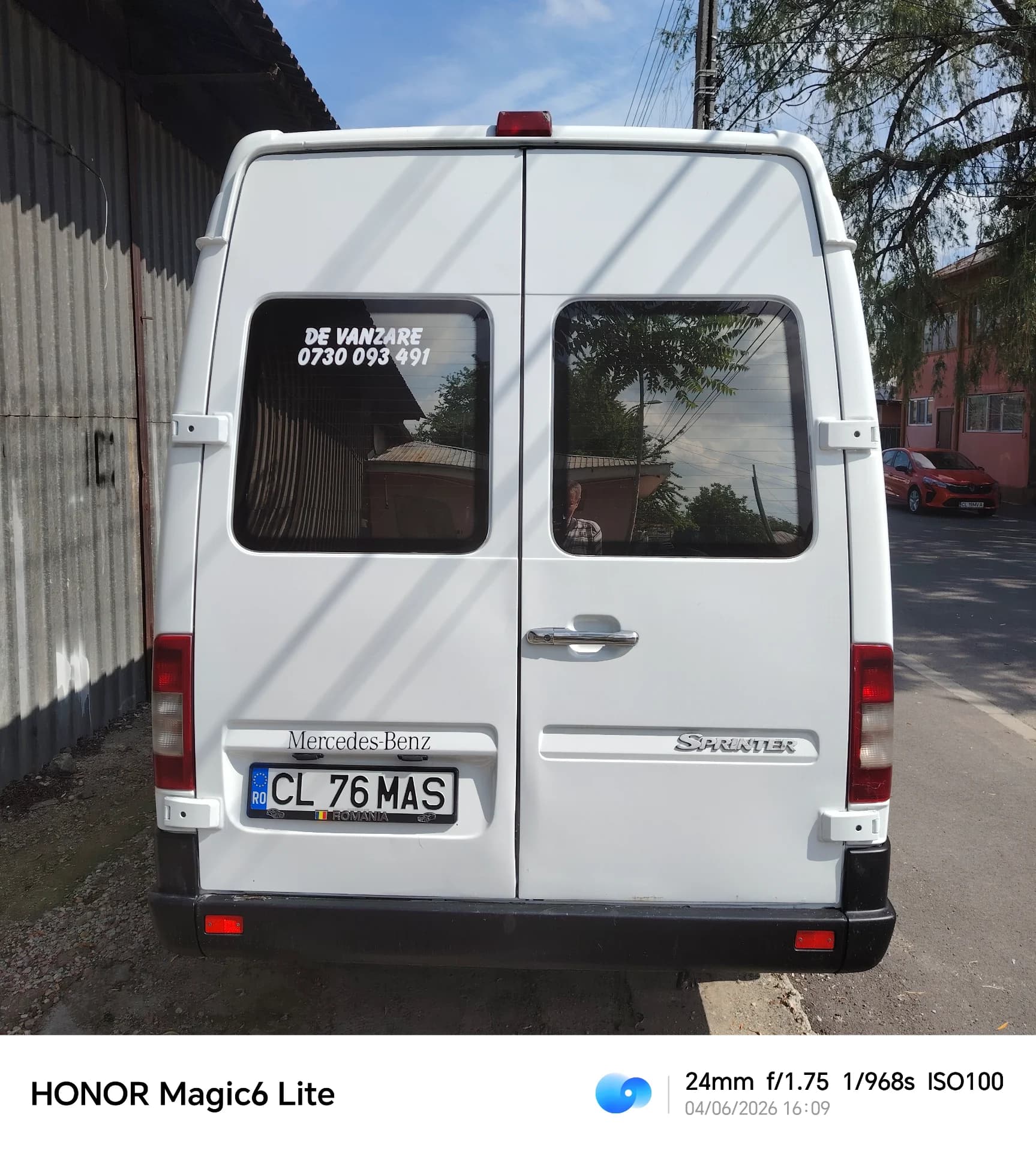 Vând Mercedes sprinter 8+1 – fotografia 4 din 4