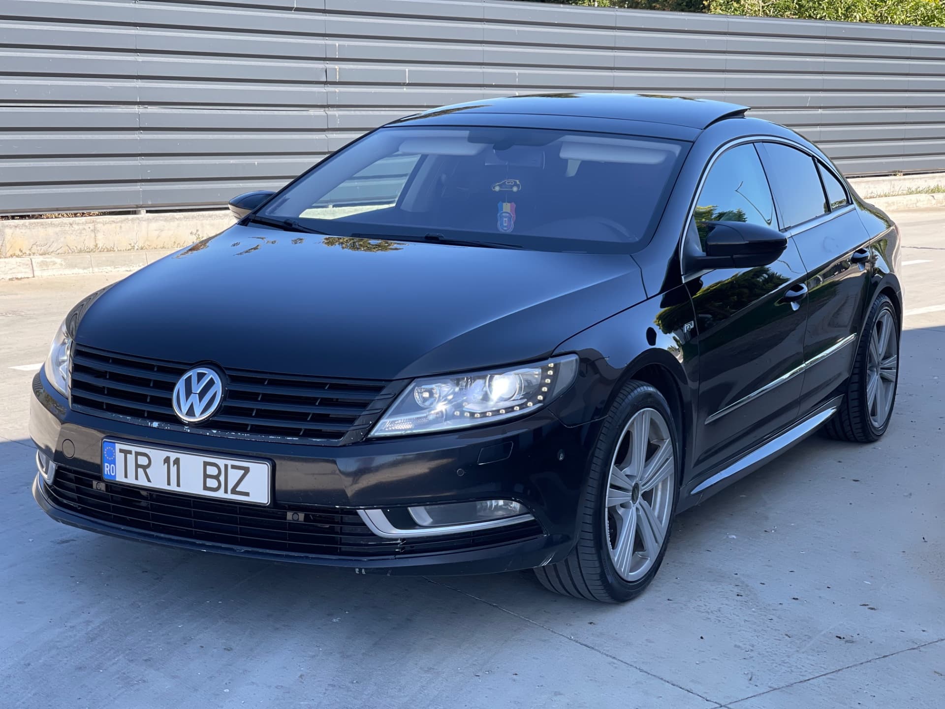 Vând/Schimb cu SUV Volkswagen CC 2012 – 2.0 TDI (140 CP) – Automată DSG 6+1 – Euro 5 – Proprietar – fotografia 8 din 8