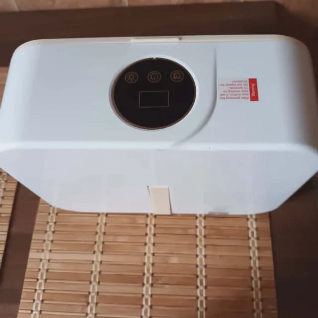 Uscator electric portabil pentru rufe