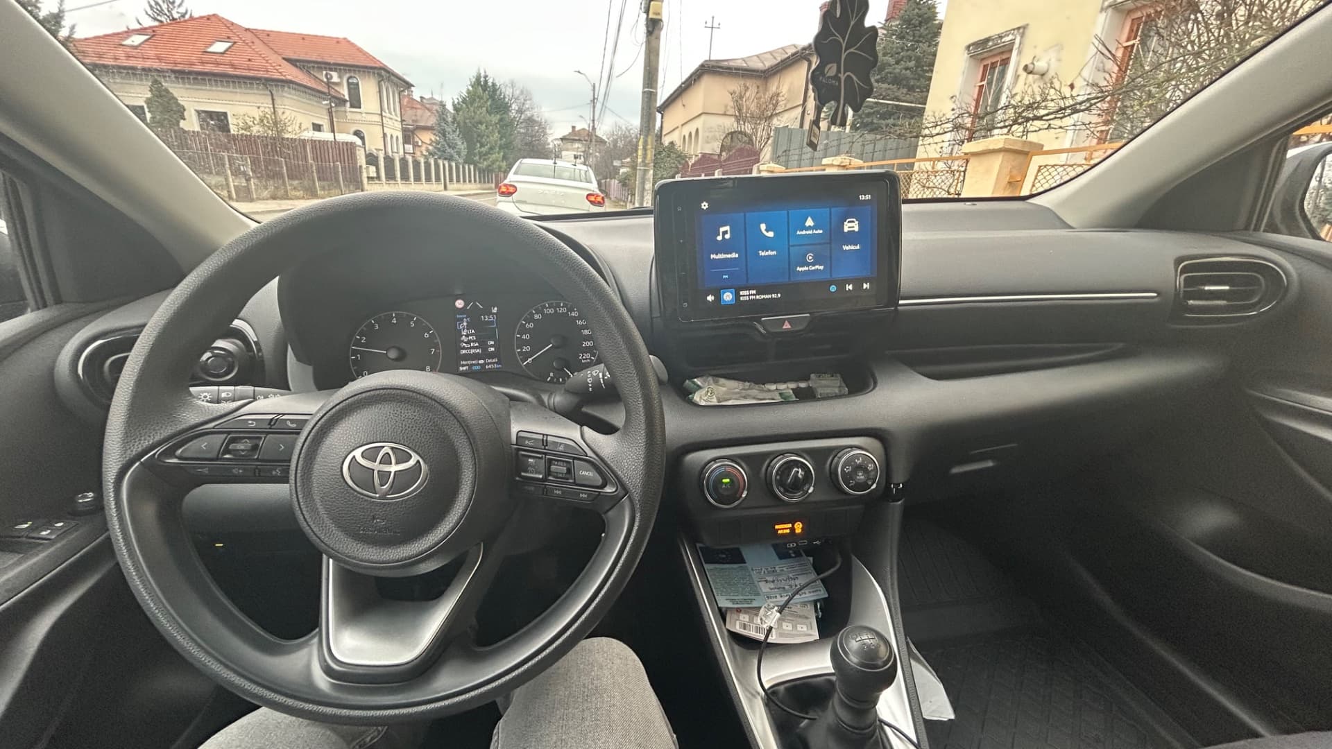 Toyota Yaris 2025 – fotografia 7 din 8