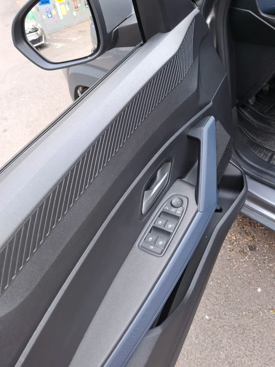 duster 2025 1.0 gpl – fotografia 3 din 8