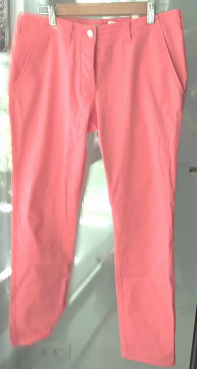 Pantalonii Stefanel roz, lungi, de toamna- primavara: noi, fara eticheta