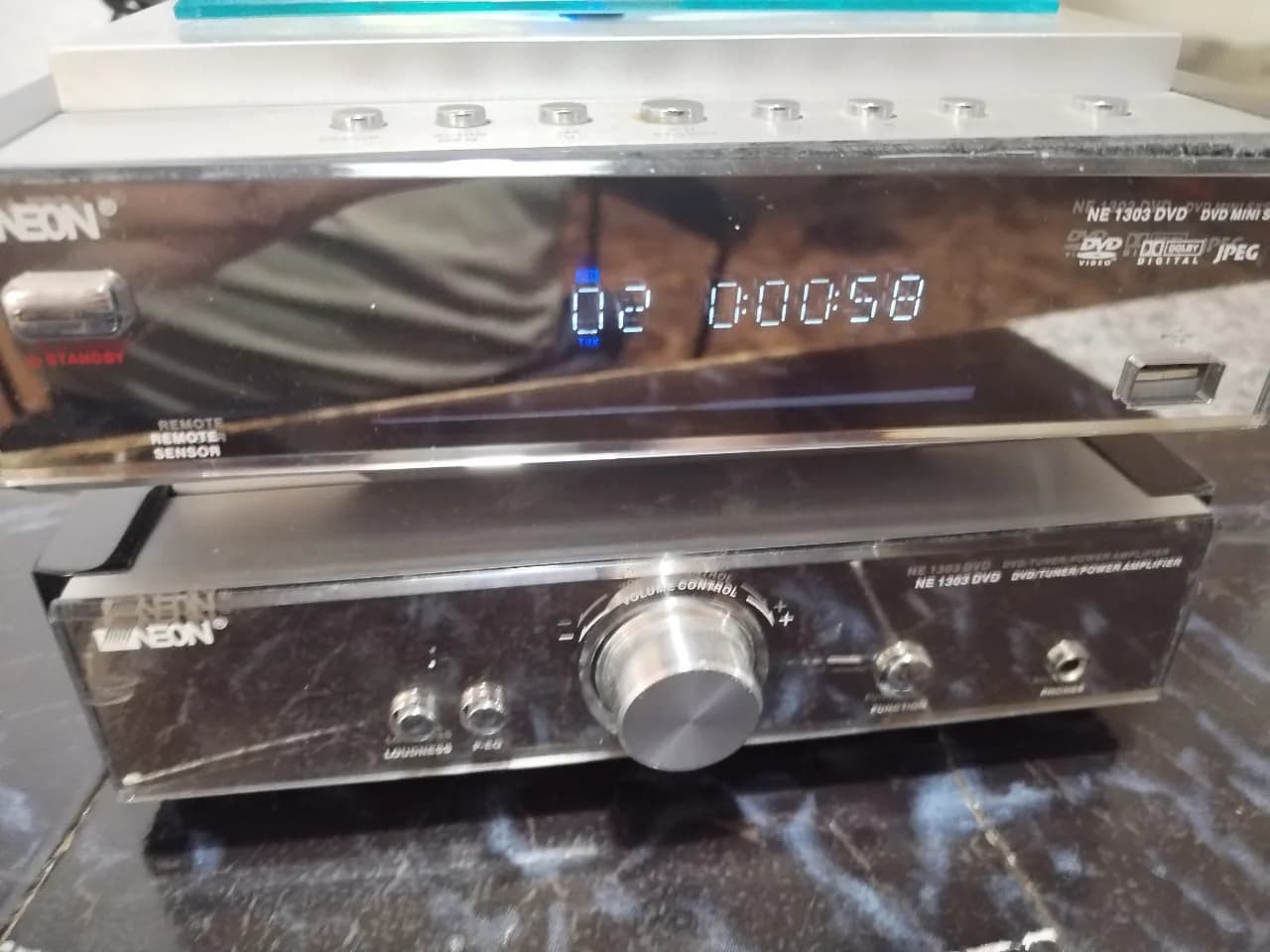Mini sistem audio Aeon radio CD mp3 player – fotografia 5 din 8