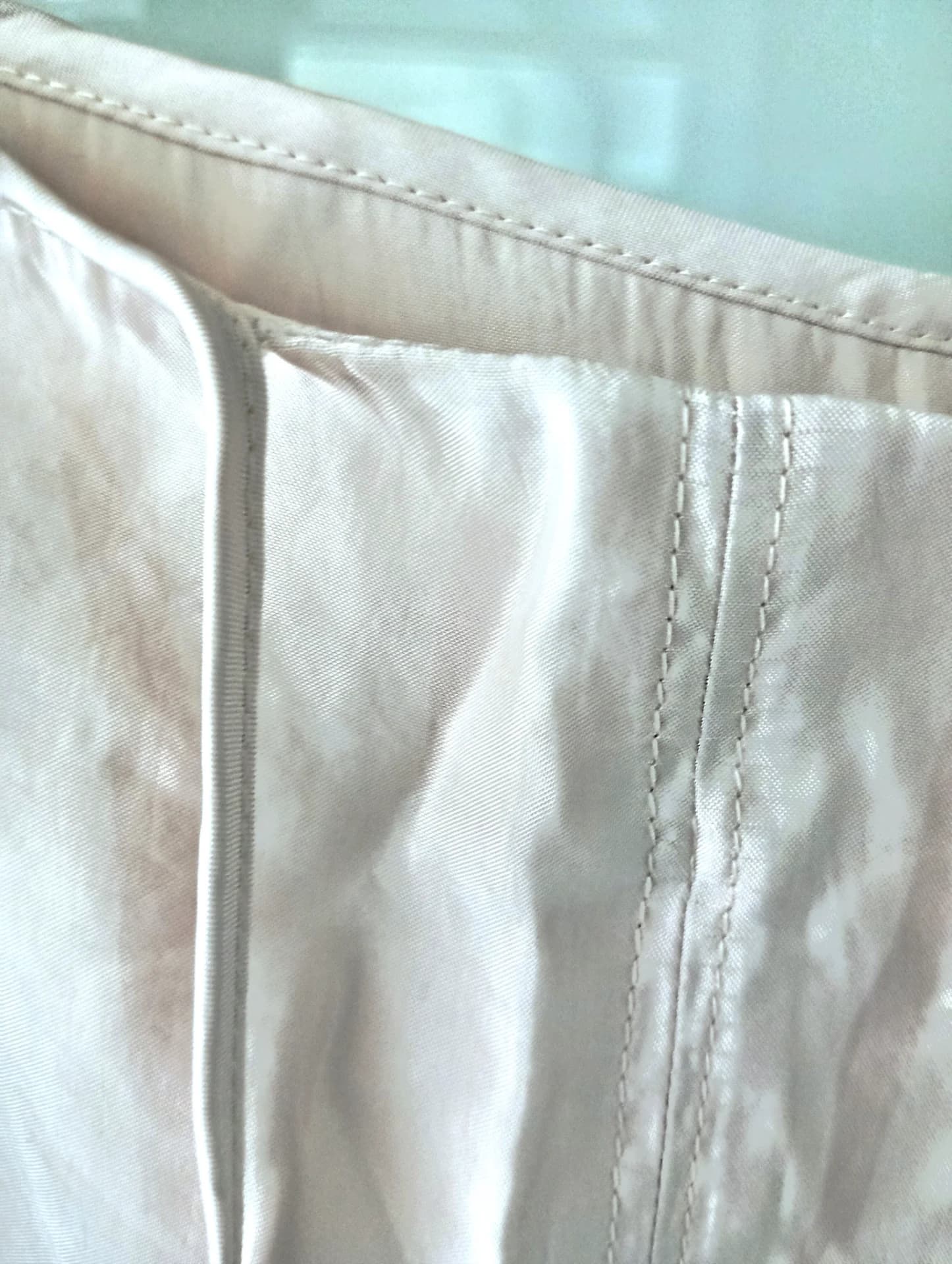 Fusta sau jupon H&M bej matasos cu dantela – fotografia 7 din 8