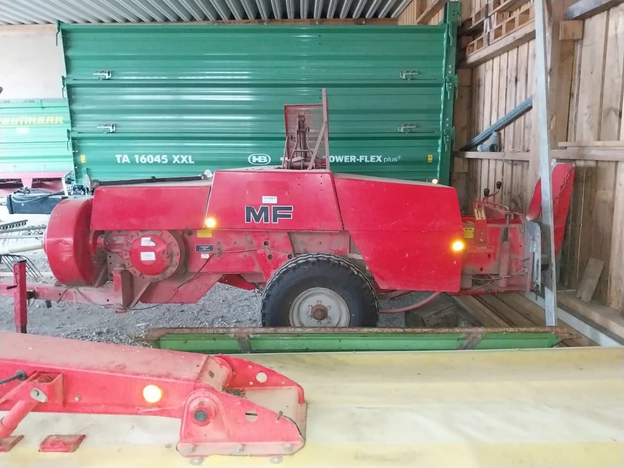 Balotiera Masey Ferguson – Targu Neamt, Neamț – Utilaje