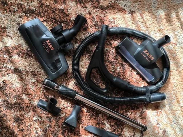 Aspirator fara sac Zass