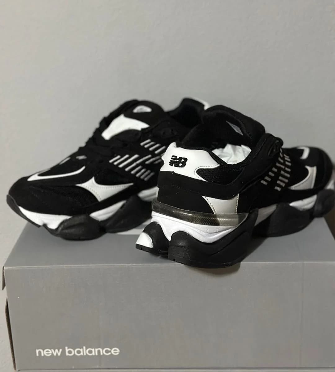 NB 9060 BLACK&WHITE – fotografia 4 din 5