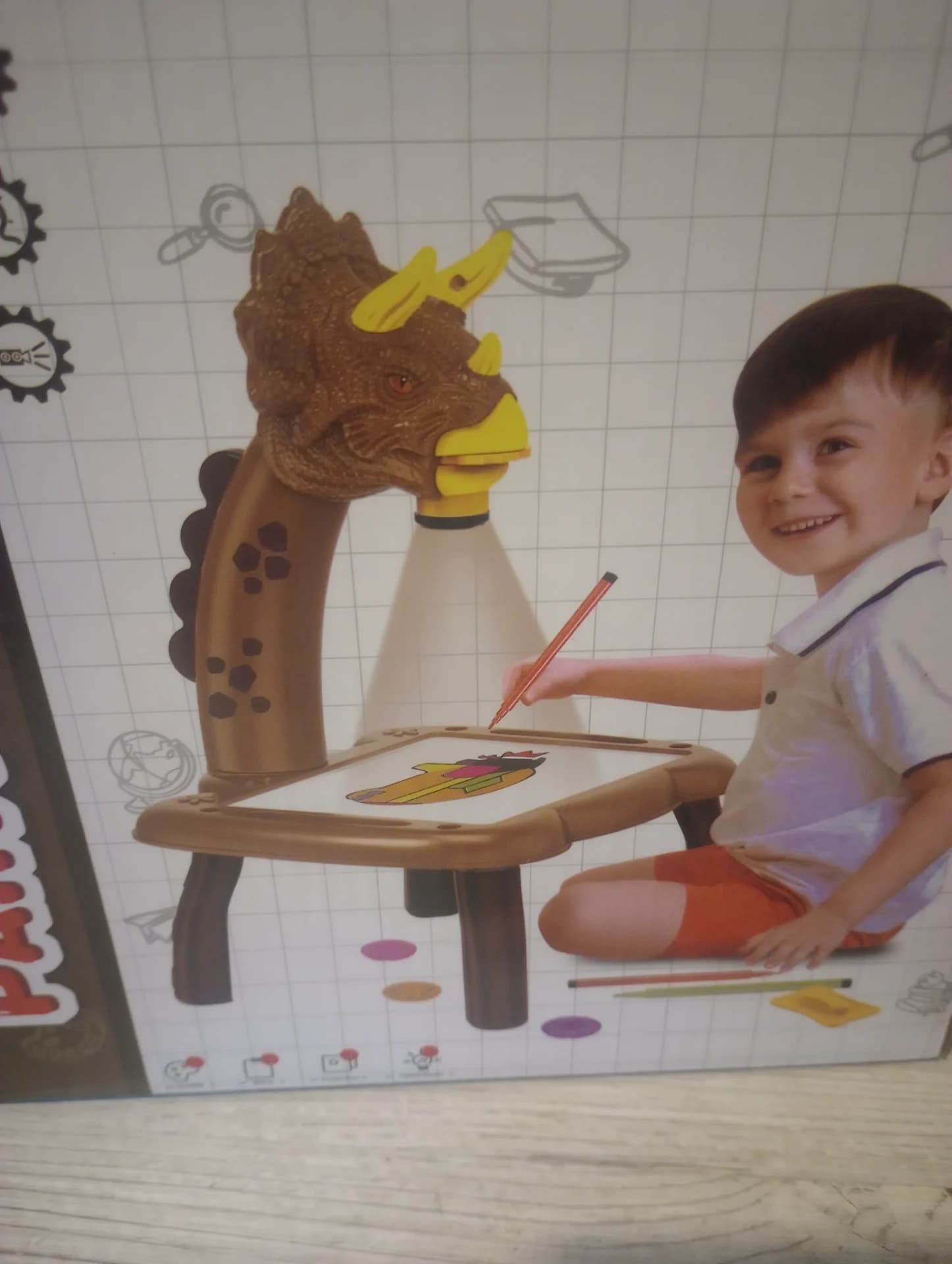 Masa de desen pentru copii