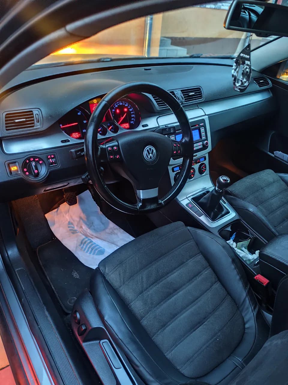 vw PASSAT  bine întreținut. – fotografia 5 din 7