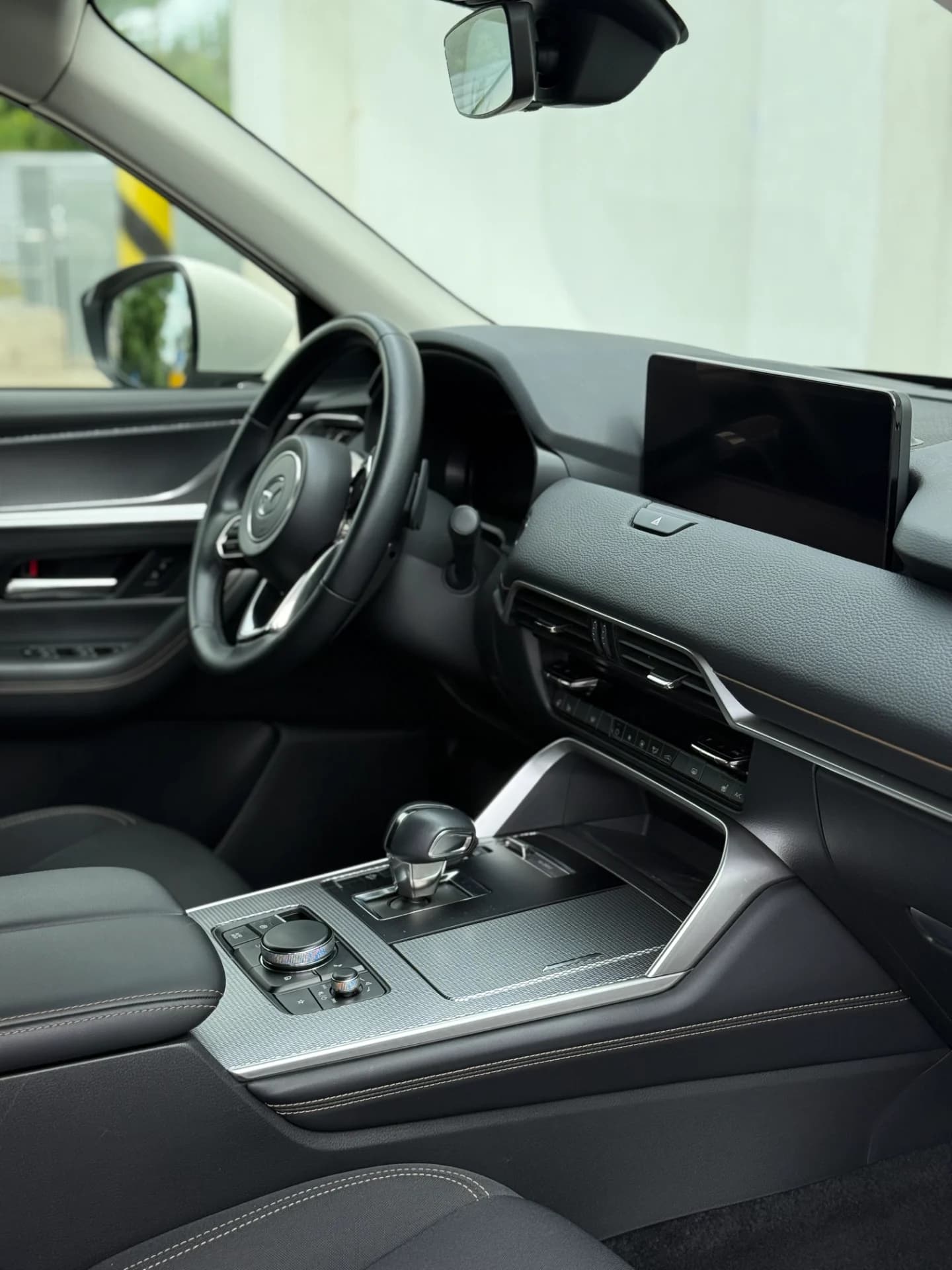 Vand Mazda CX-60 e-Skyactiv PHEV AWD, 327 CP, an 2022. Masina in stare excelenta, unic proprietar, fara accidente, istoric complet la reprezentanta. A – fotografia 6 din 8