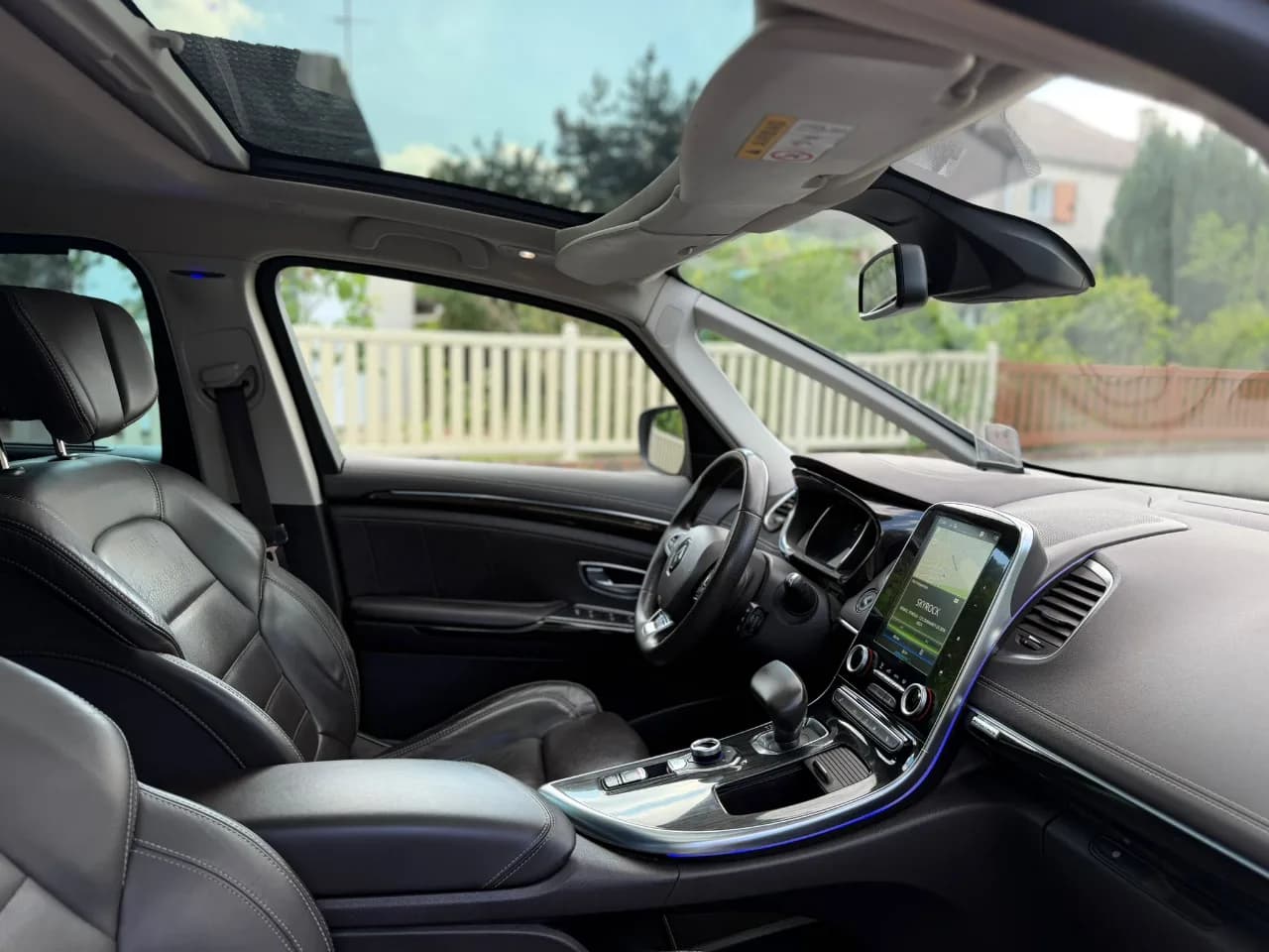 Renault Espace Inițiale Paris – fotografia 8 din 8