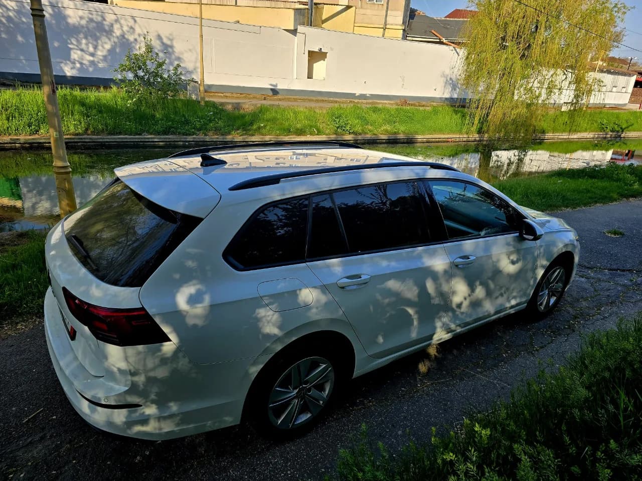 Vw Golf 8 diesel 2.0 Dsg – fotografia 3 din 6