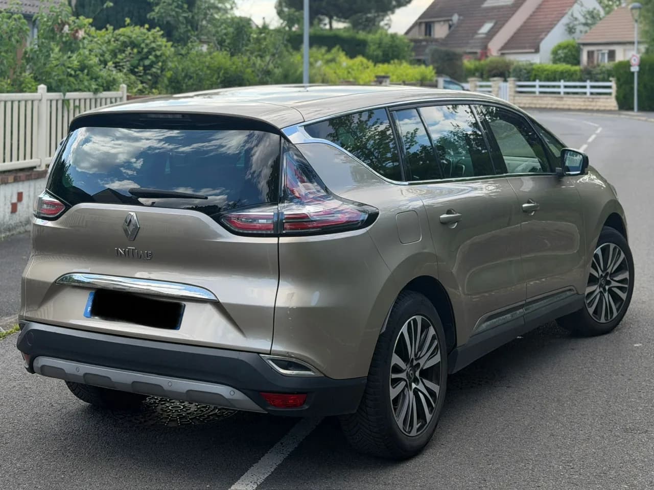 Renault Espace Inițiale Paris – fotografia 2 din 8
