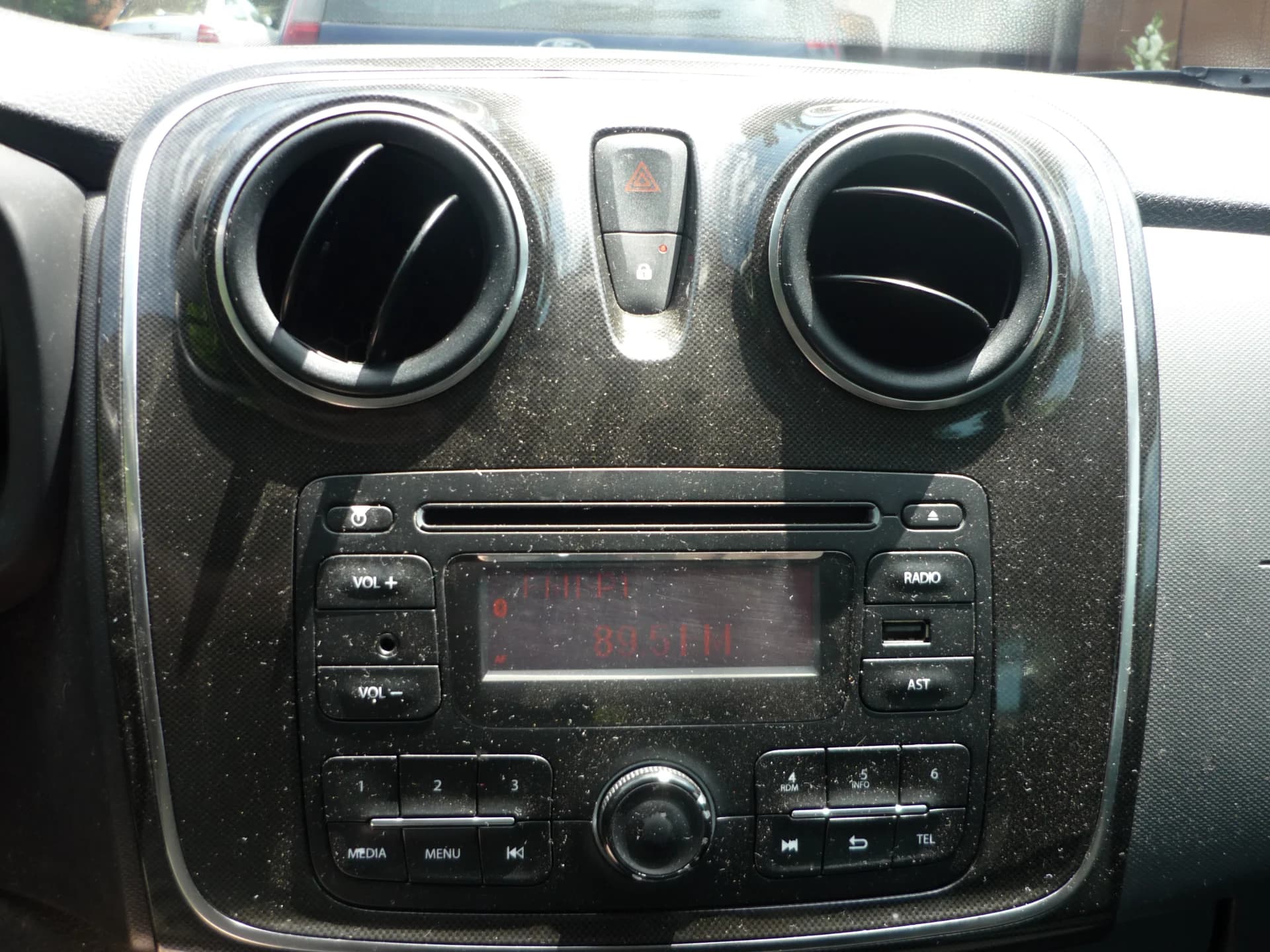 dacia logan mcv diesel – fotografia 3 din 6