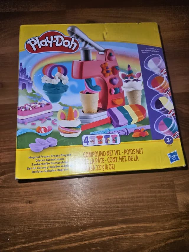 Set Plastilină Play-Doh Mașina de Înghețată Magică / Frozen Treats (Nou)