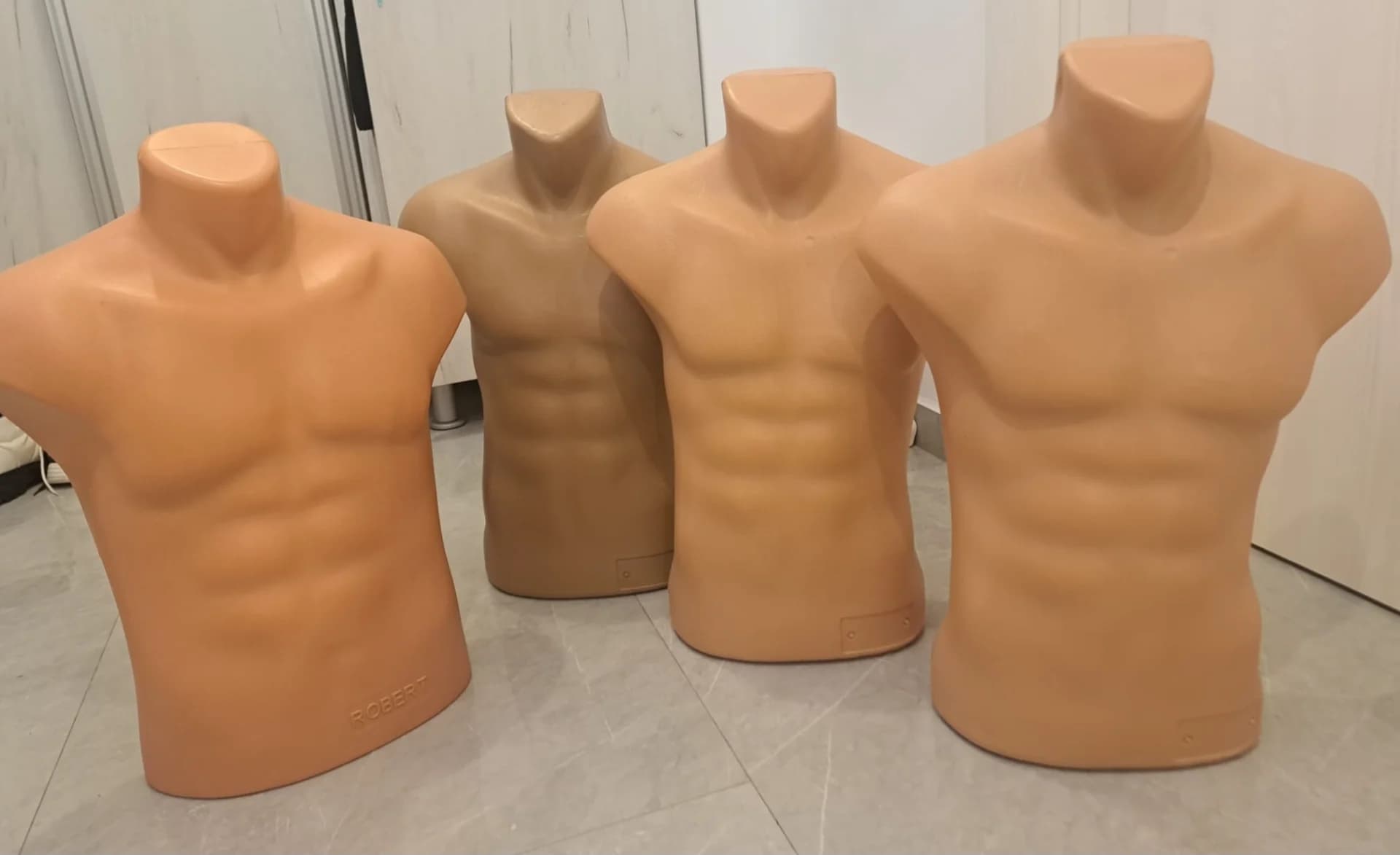 Bust plastic bărbați