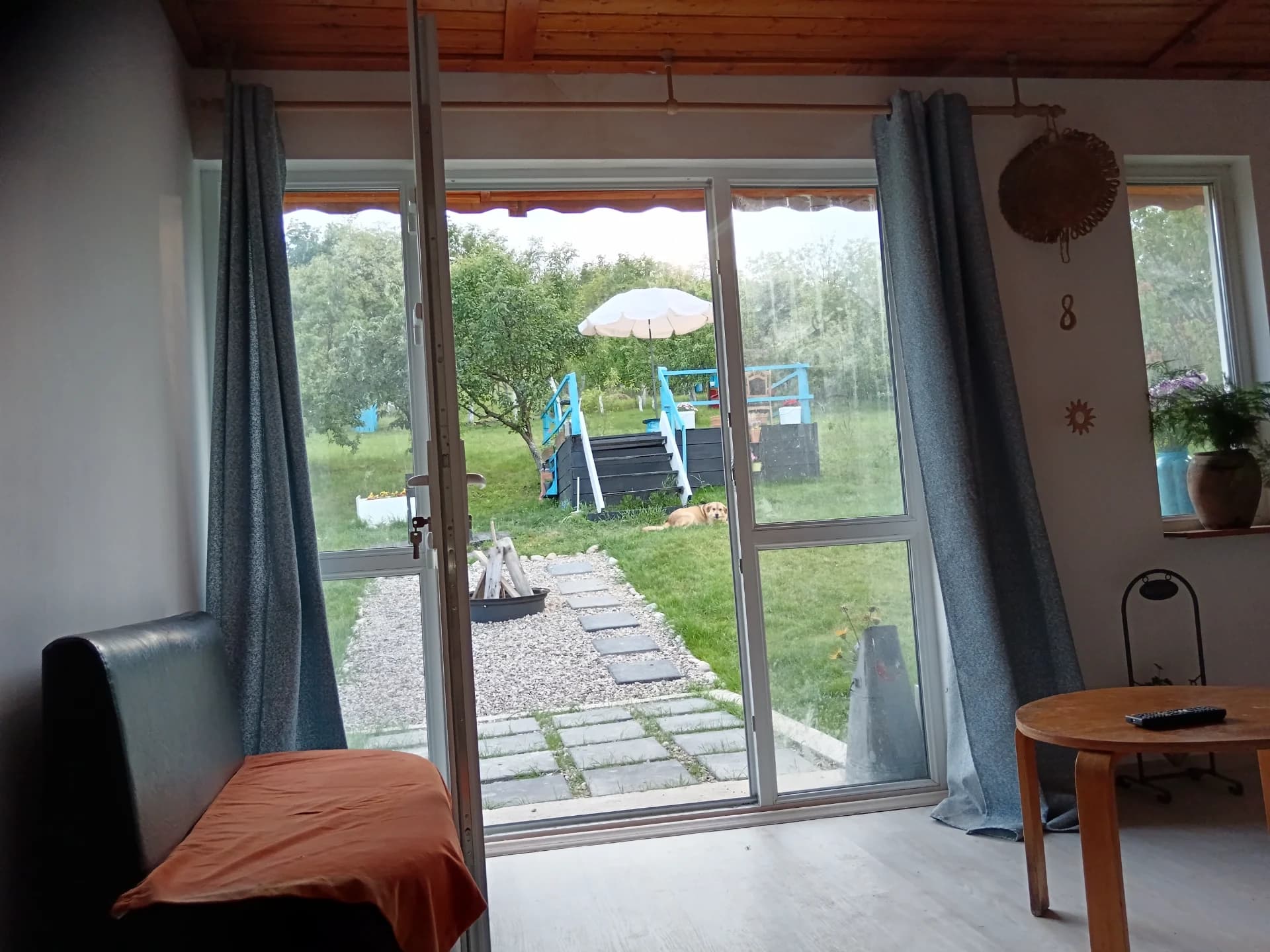 Casă de vacanță la cheie – fotografia 3 din 8