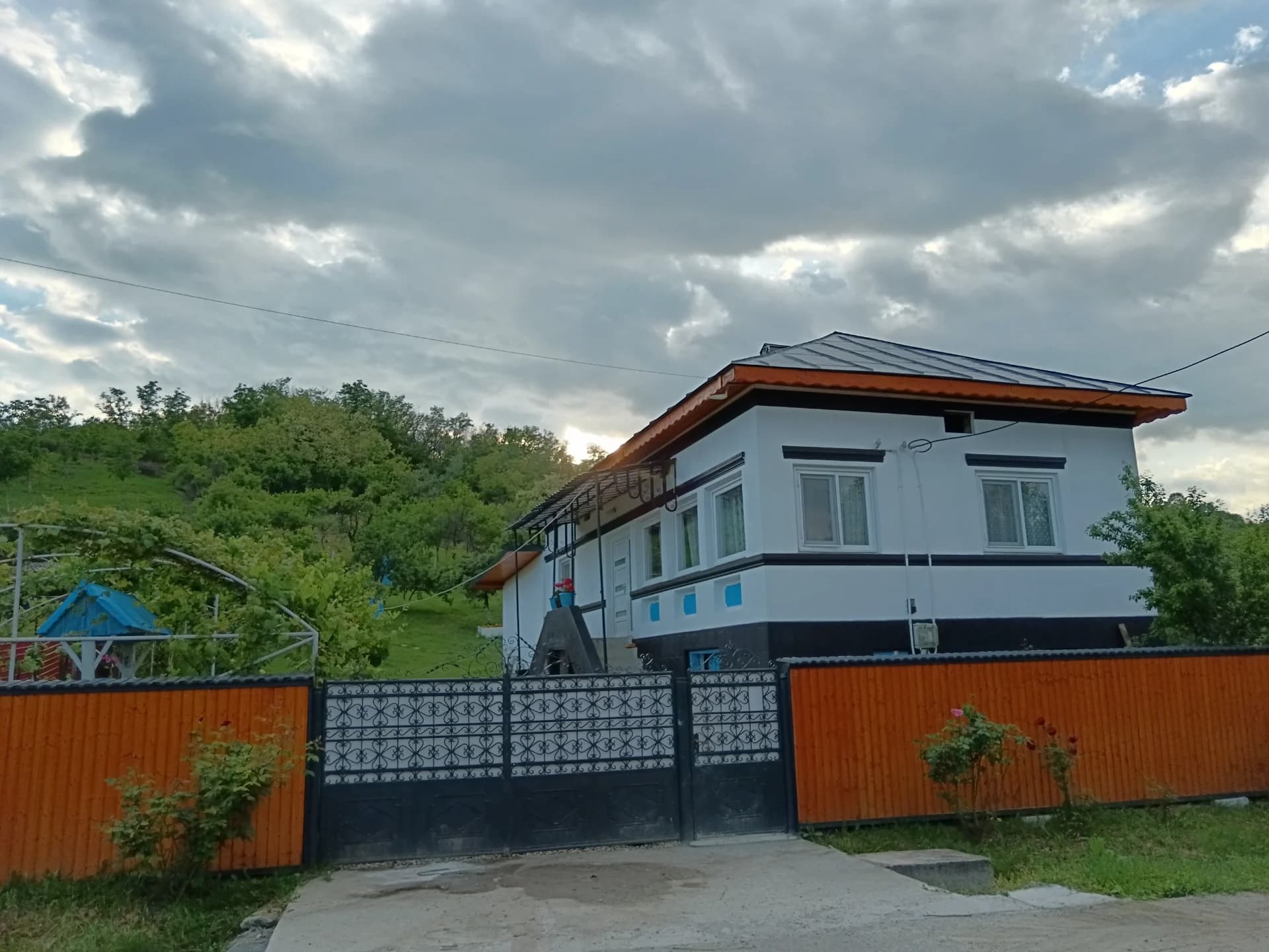 Casă de vacanță la cheie – Fartatesti, Vâlcea