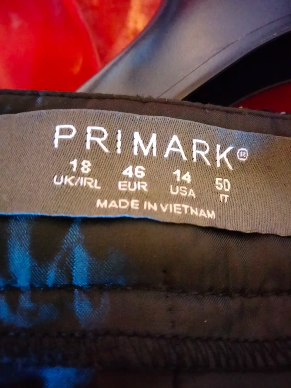 Pantaloni scurți,măr 46 – fotografia 2 din 4