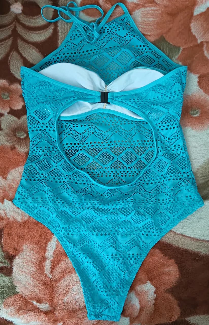 Vand costum de baie – fotografia 2 din 4