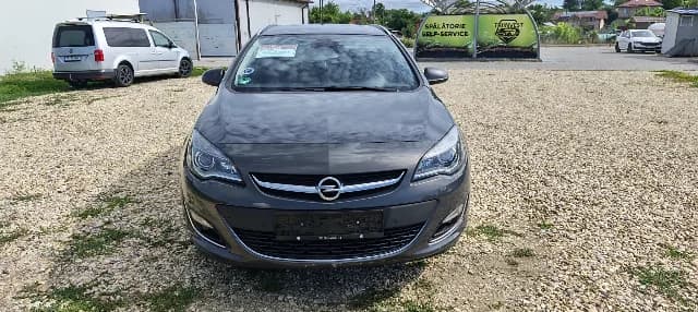 Opel Astra J 2015 1.6Cdti110CP Impecabil