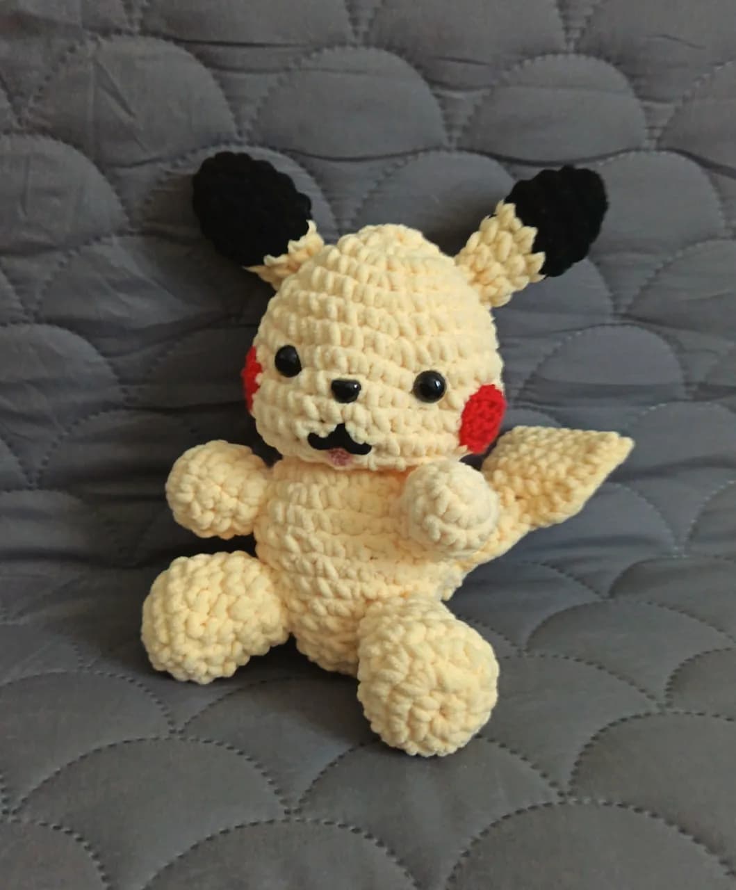 Pokemon Pikachu lucrat manual – Pitesti, Argeș