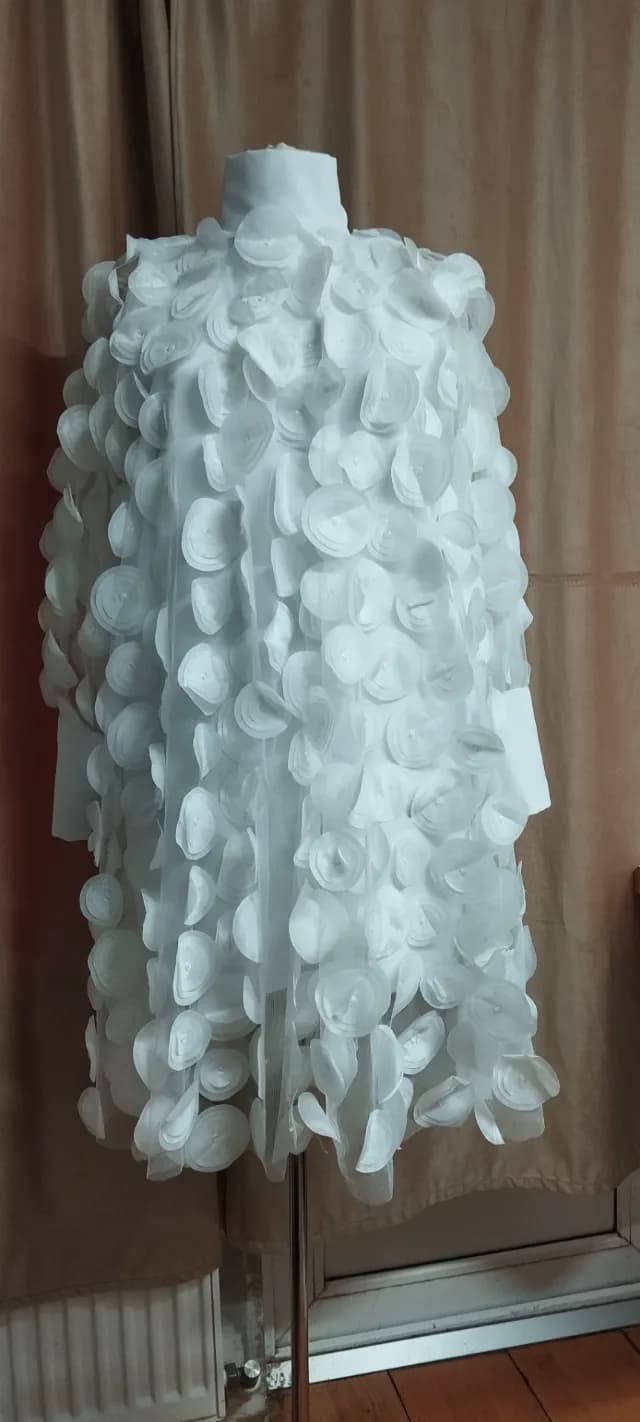Rochie din voal cu aplicații 3D