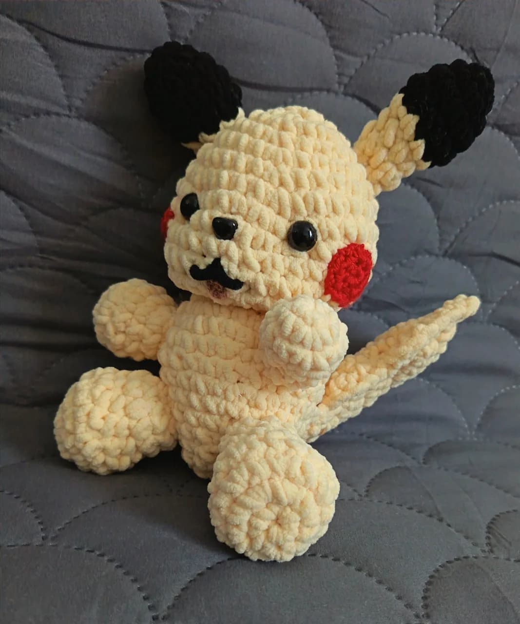 Pokemon Pikachu lucrat manual – fotografia 4 din 4