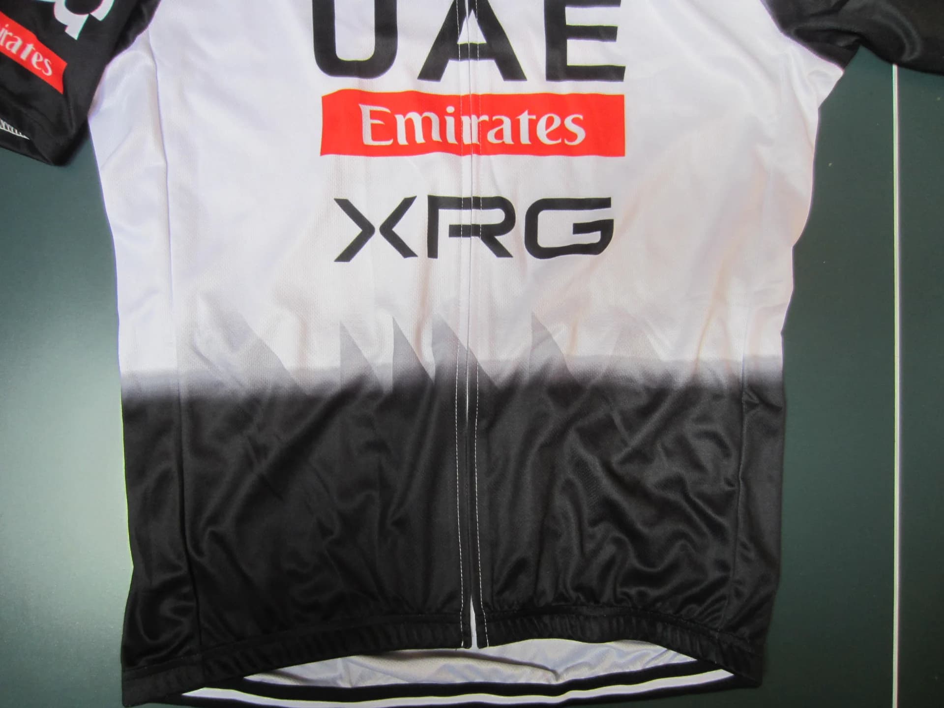 bluza ciclism UAE masura XL, noua cu eticheta de carton – fotografia 5 din 8