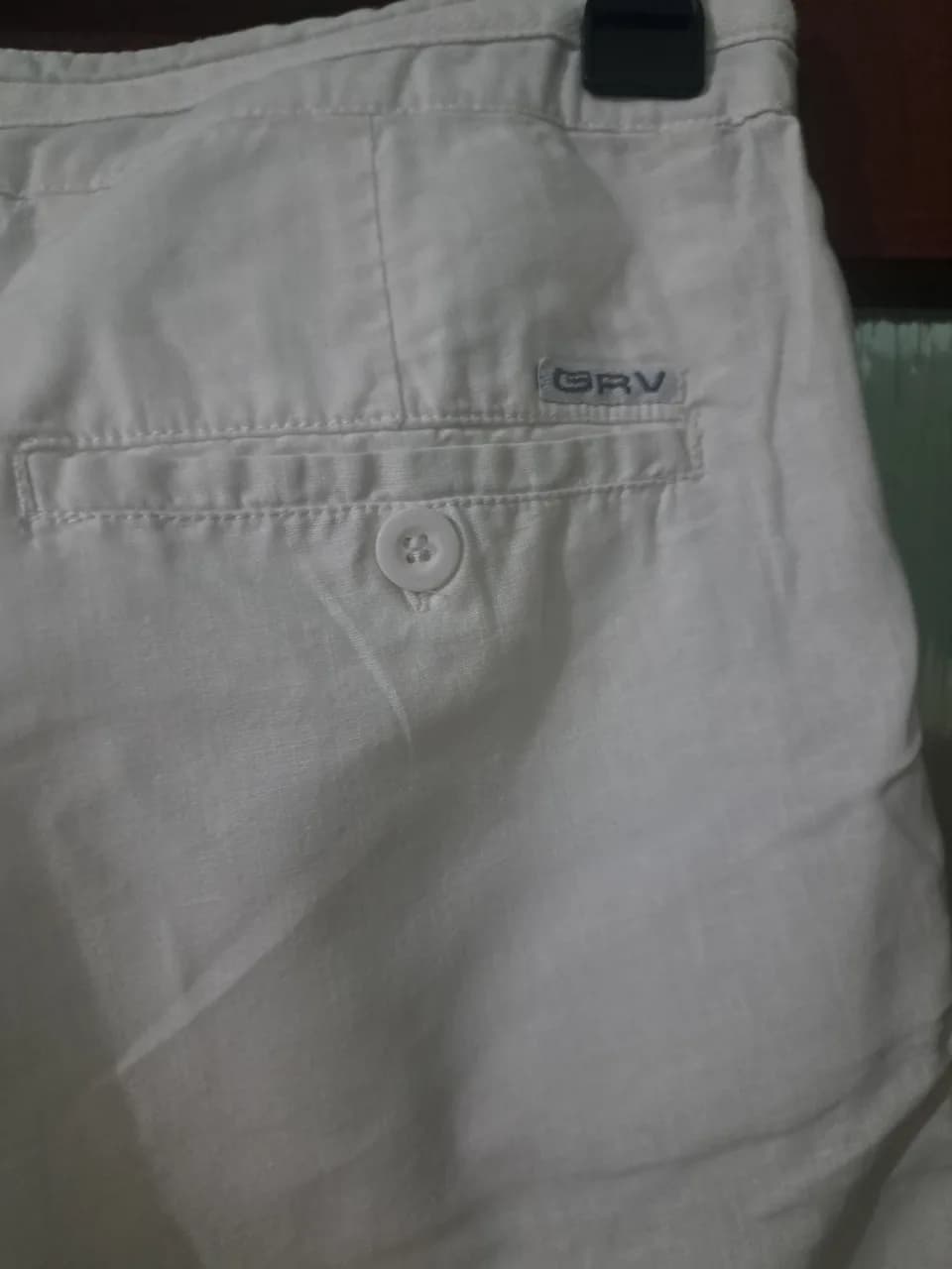pantaloni scurti din in – fotografia 2 din 5
