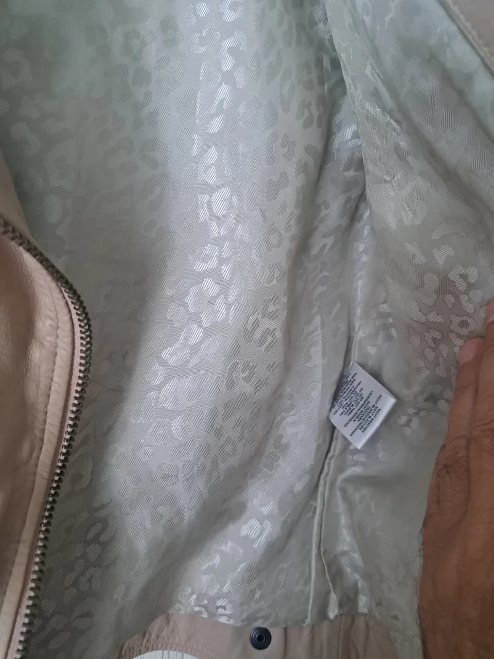 Geaca din piele foarte moale  de calitate – fotografia 6 din 7