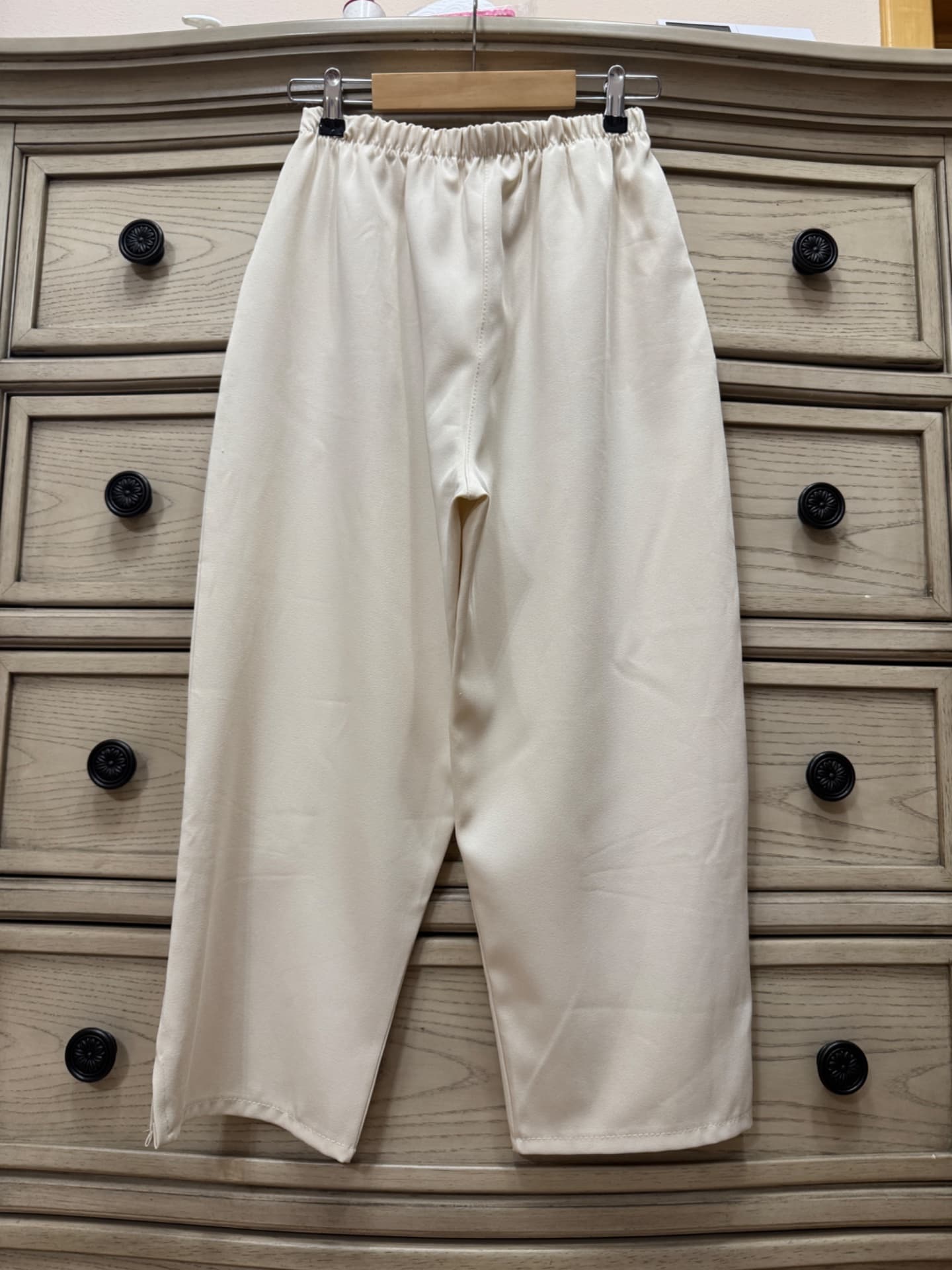 Pantaloni cu talie înaltă, fabricați în Franța, mărime S. – fotografia 2 din 4