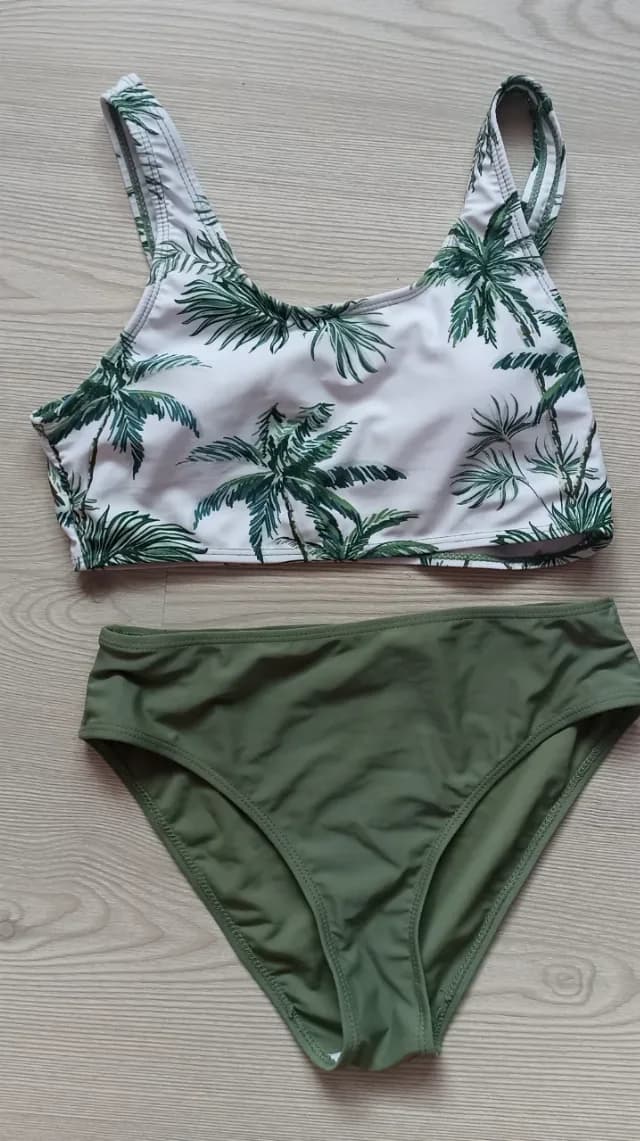 Costum baie fete 13 ani
