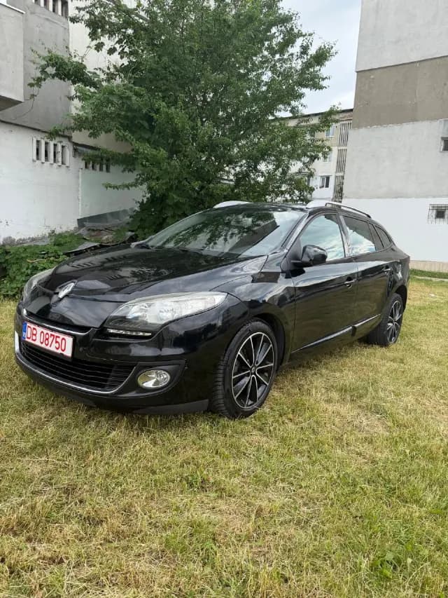 Renault Megane Bose cap 1, 5 an 2013