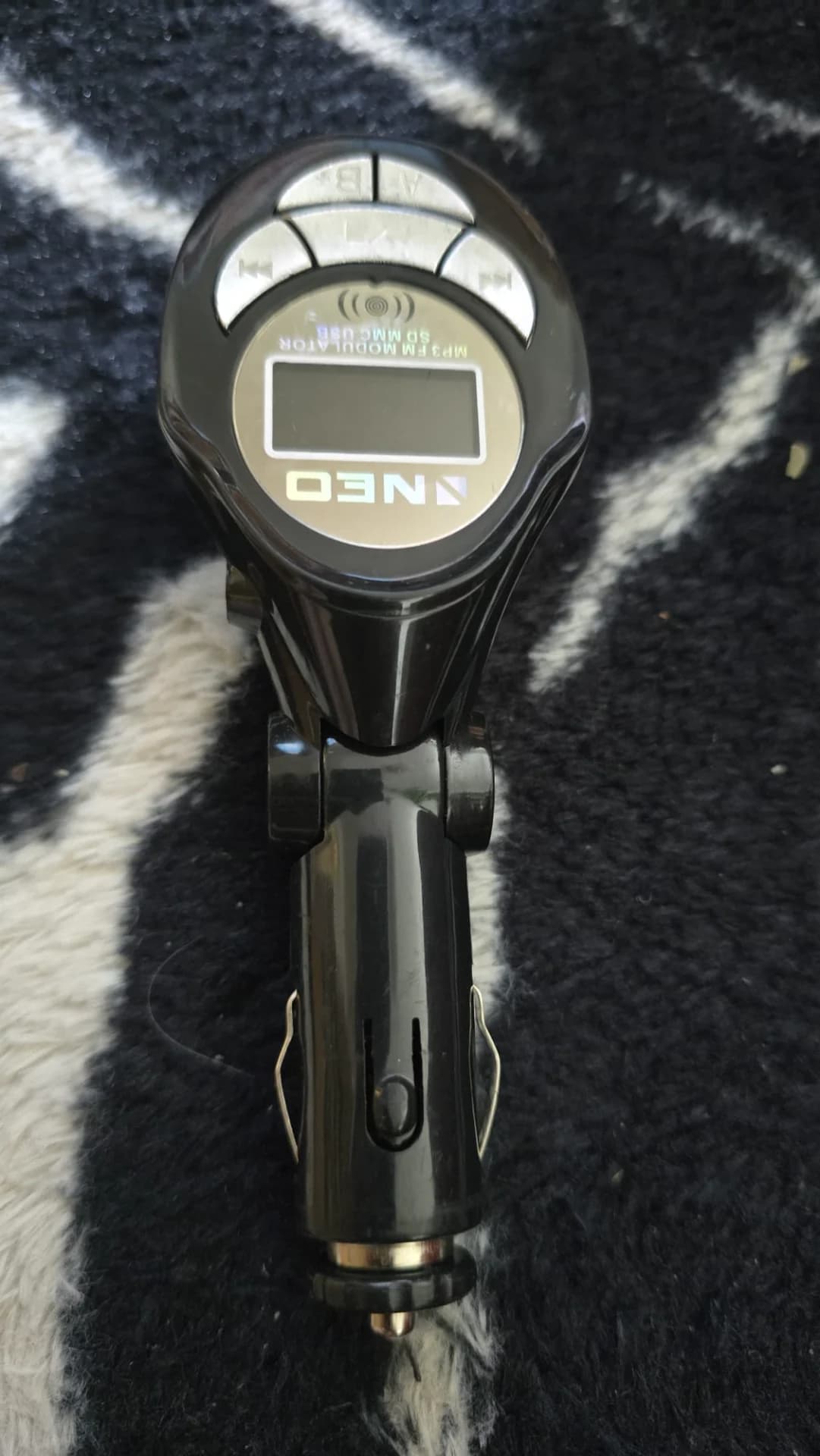 Modulator FM auto marca NEO