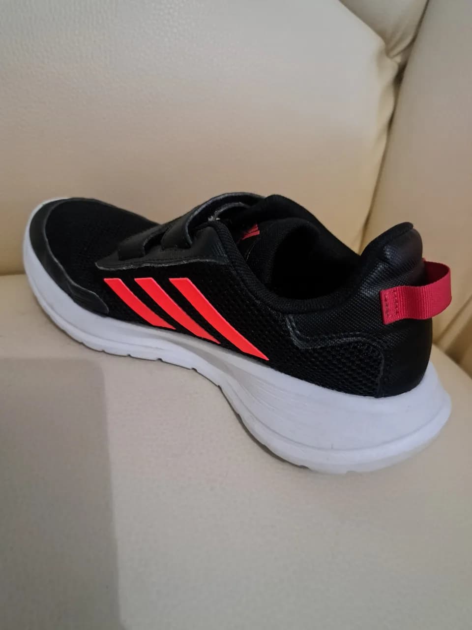 incaltaminte sport Adidas