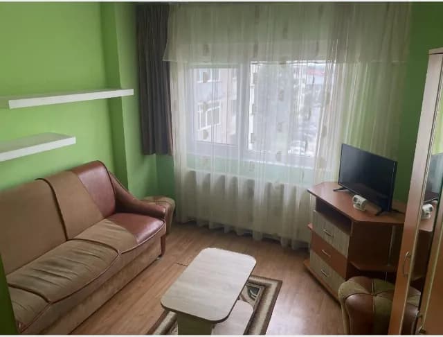 Vand apartament 2 camere